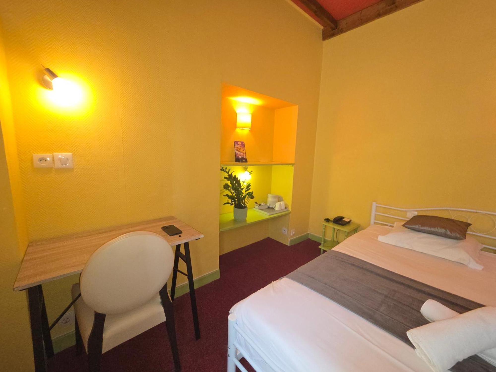 Hotel Magdeleine 3*