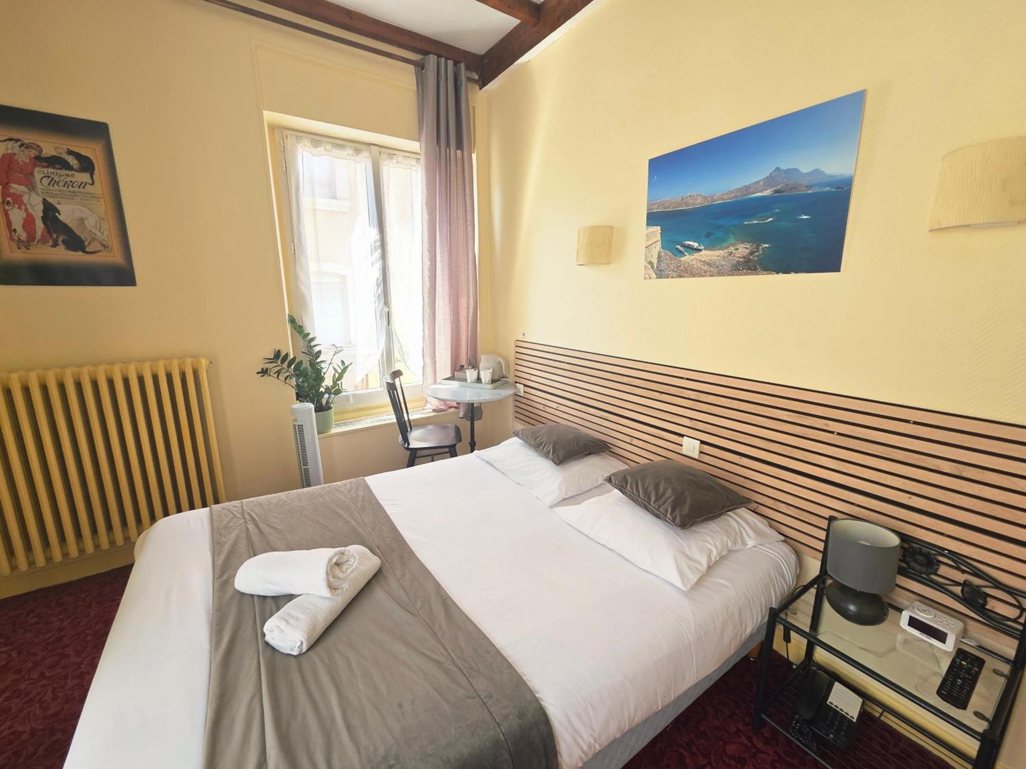 Hotel Magdeleine Romans-sur-Isere